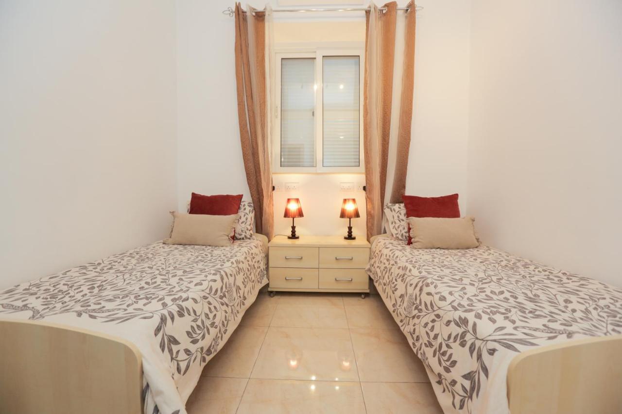 Valletta Triton Apartment Экстерьер фото